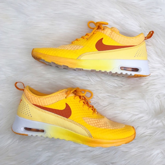 nike air max thea yellow